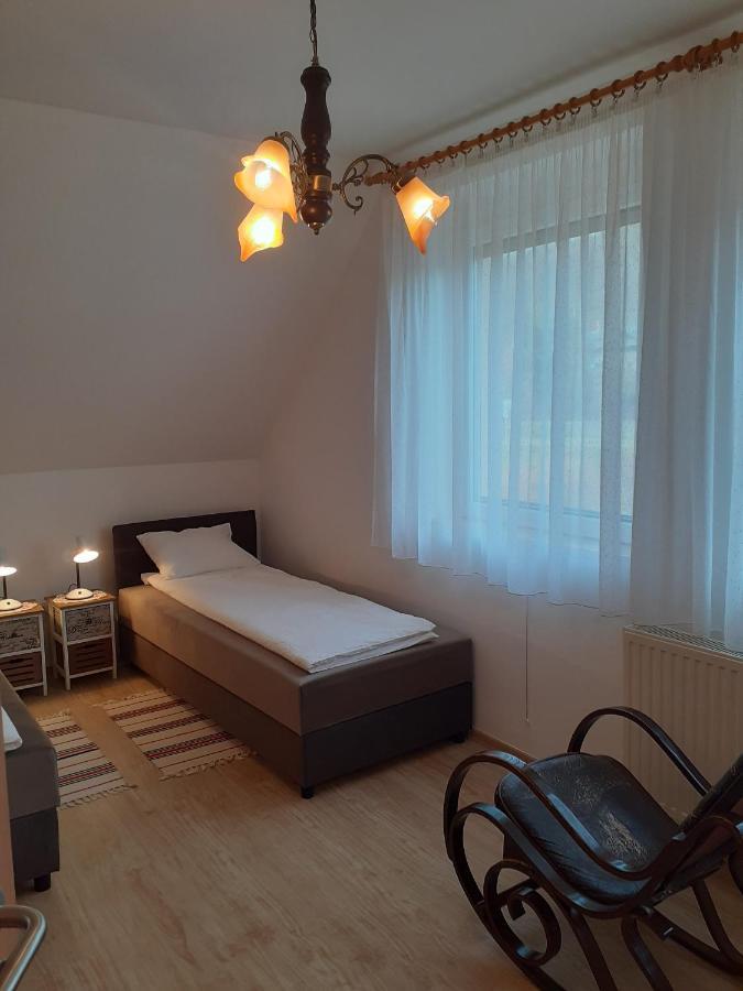 Pacsirta Vendégház Egerszalók Esterno foto